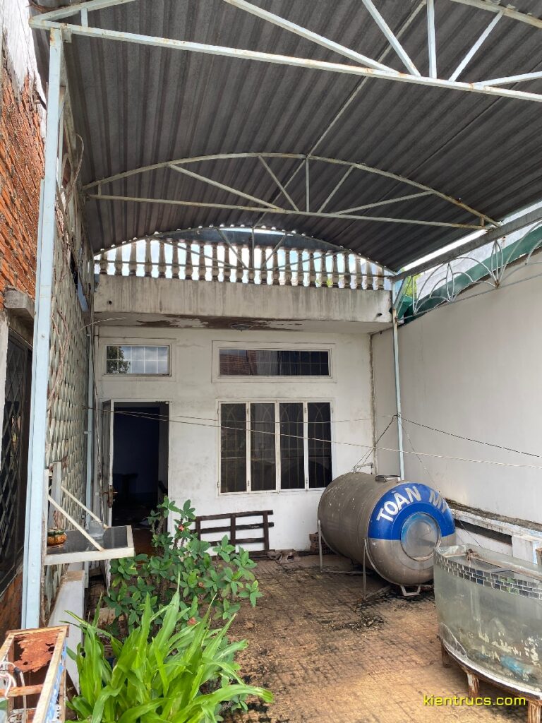 Công trình cải tạo nhà 4 tầng Quán cơm Mai - Phan Bội Châu BMT 23 hien trang quan com phan boi chau 23 Kiến trúc S