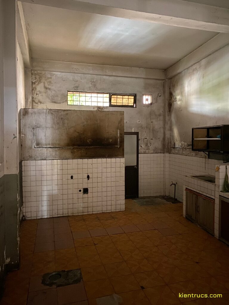 Công trình cải tạo nhà 4 tầng Quán cơm Mai - Phan Bội Châu BMT 4 hien trang quan com phan boi chau 4 Kiến trúc S