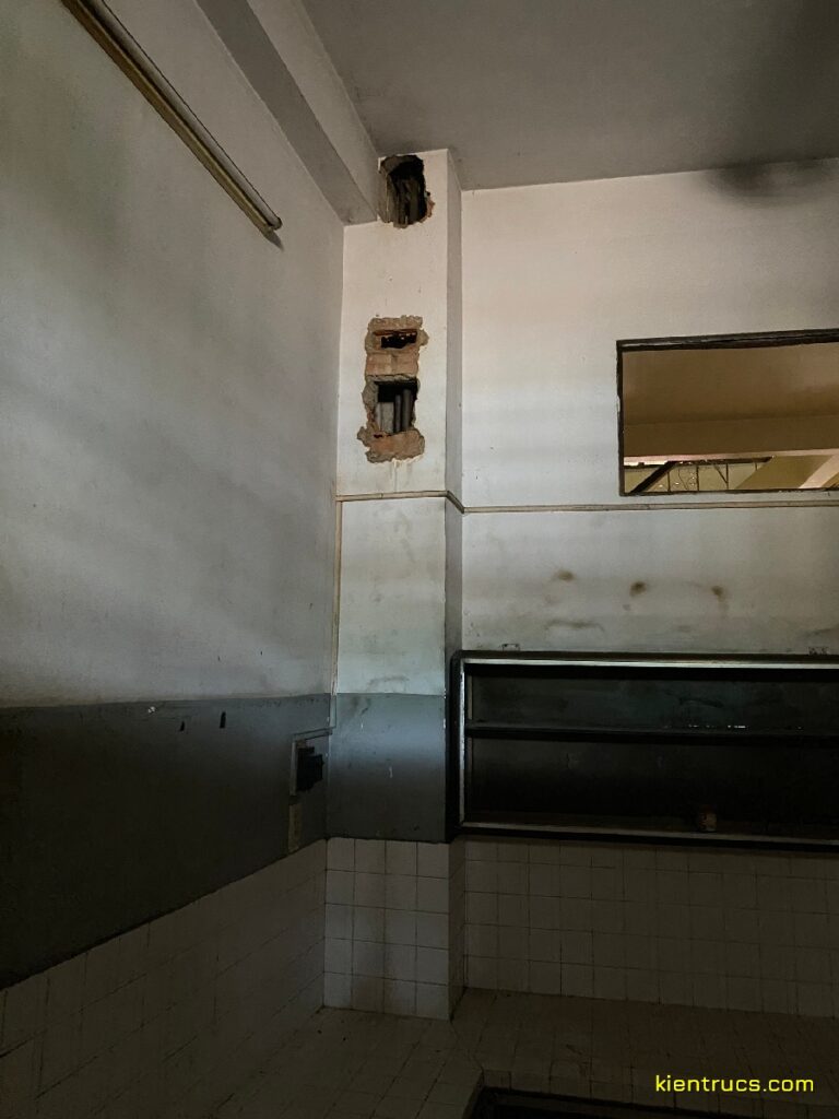 Công trình cải tạo nhà 4 tầng Quán cơm Mai - Phan Bội Châu BMT 8 hien trang quan com phan boi chau 8 Kiến trúc S